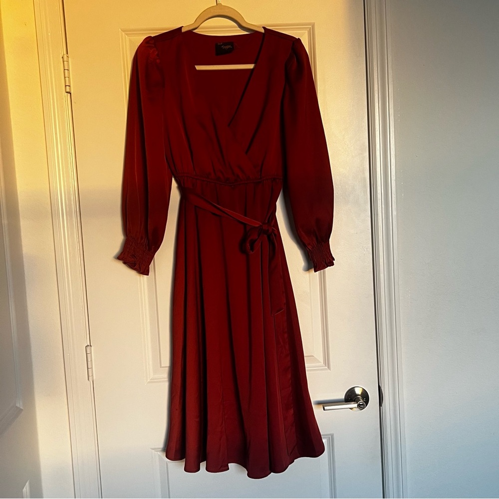 Brand: Just Taylor
Size: 2